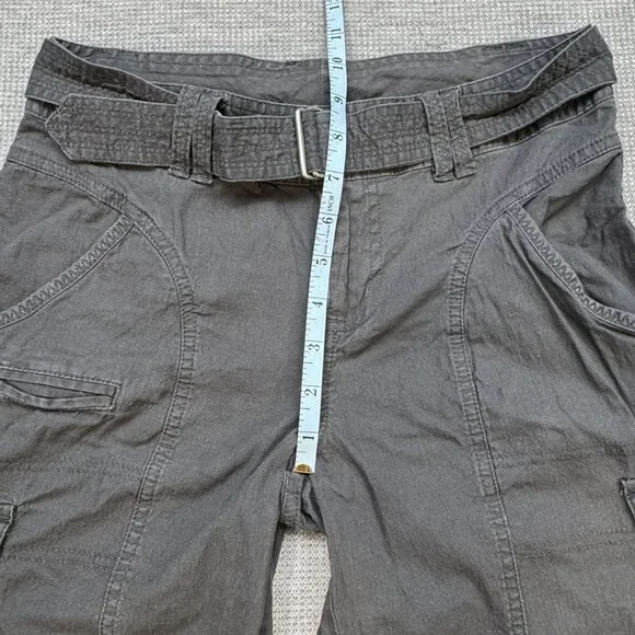 Columbia Womens Gray Cargo Capri Pants Size 4 Pockets Belted Double Button Waist - Picture 11 of 15